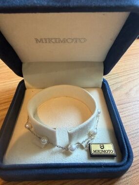 MIKIMOTO 18K White Gold Cultured Pearl Bracelet 7” | Box, Tag & Papers